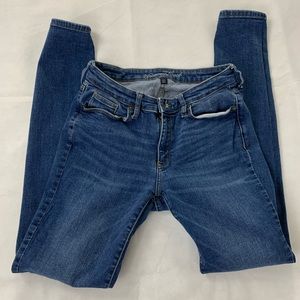 Universal Thread Jeans